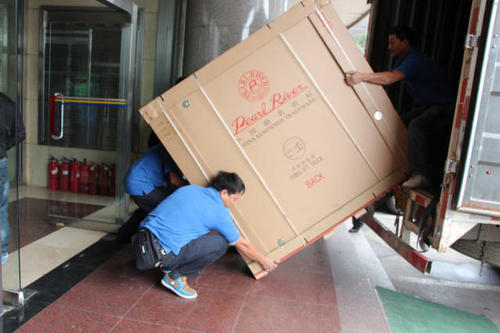 芒康钢琴贵重工艺品无忧运